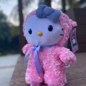 RARE. Limited edition Easter hello kitty plush.
